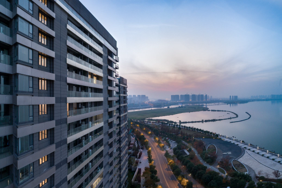 鉑悅犀湖（中國(guó)土木工程詹天佑獎(jiǎng)優(yōu)秀住宅小區(qū)金獎(jiǎng)，全國(guó)用戶(hù)滿(mǎn)意工程）